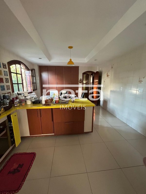 Casa | 300m² | Porteira Fechada | Jardim 25 de Agosto Rua Augusto dos Anjos Duque de Caxias - 