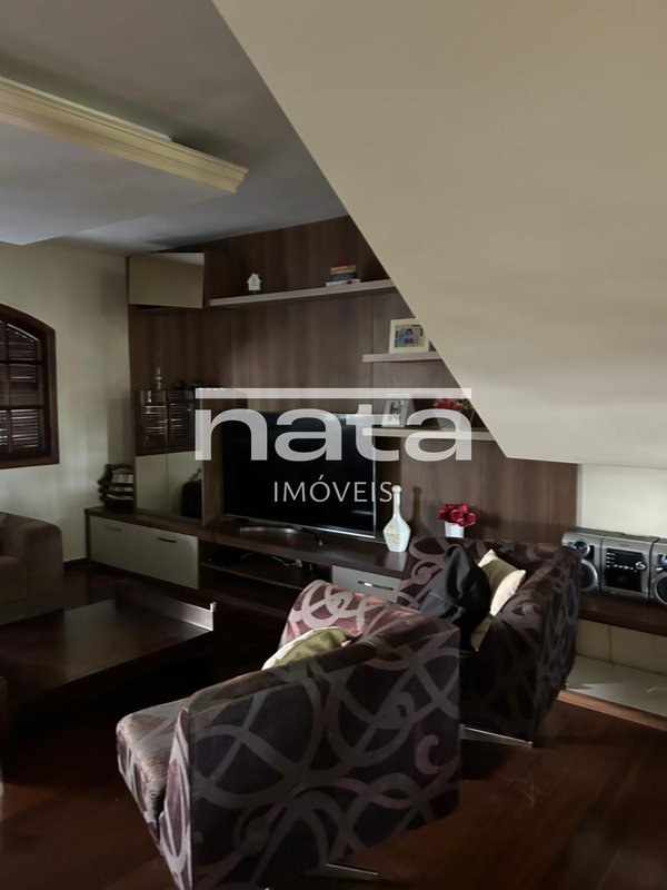 Casa | 300m² | Porteira Fechada | Jardim 25 de Agosto Rua Augusto dos Anjos Duque de Caxias - 