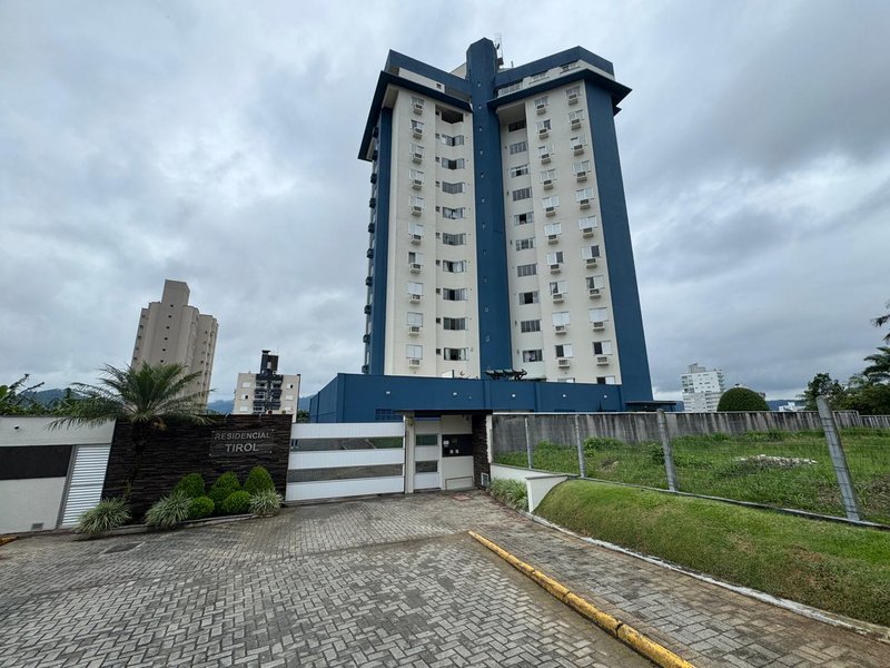 Apartamento no Residencial Tirol Rua Johann Linshalm Timbó - 