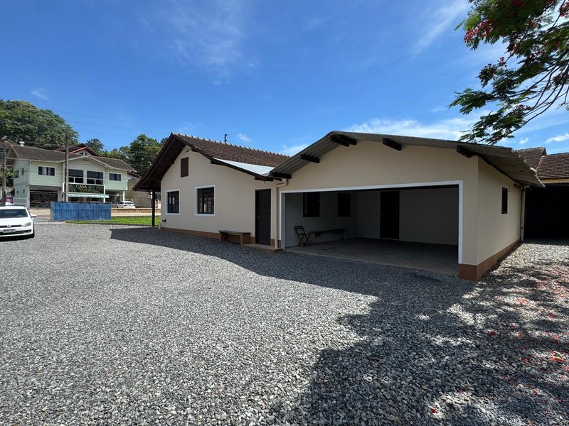 Casa no bairro Pomeranos Rua Pomeranos Timbó - 