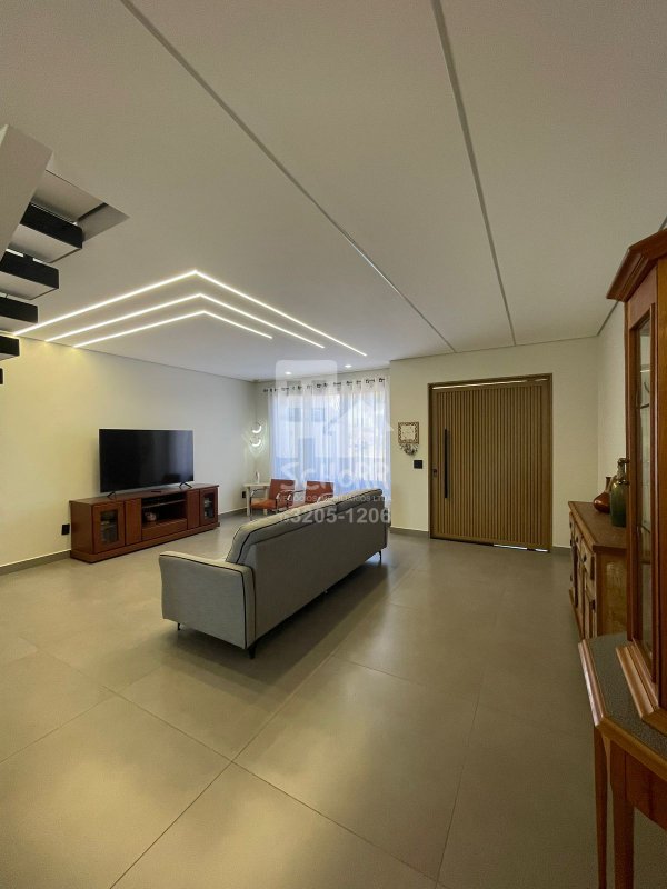 Residência 4 suítes Alto Padrão no Residencial Ypês II - Tatuí-SP - com banheira e piscina  Tatuí - 