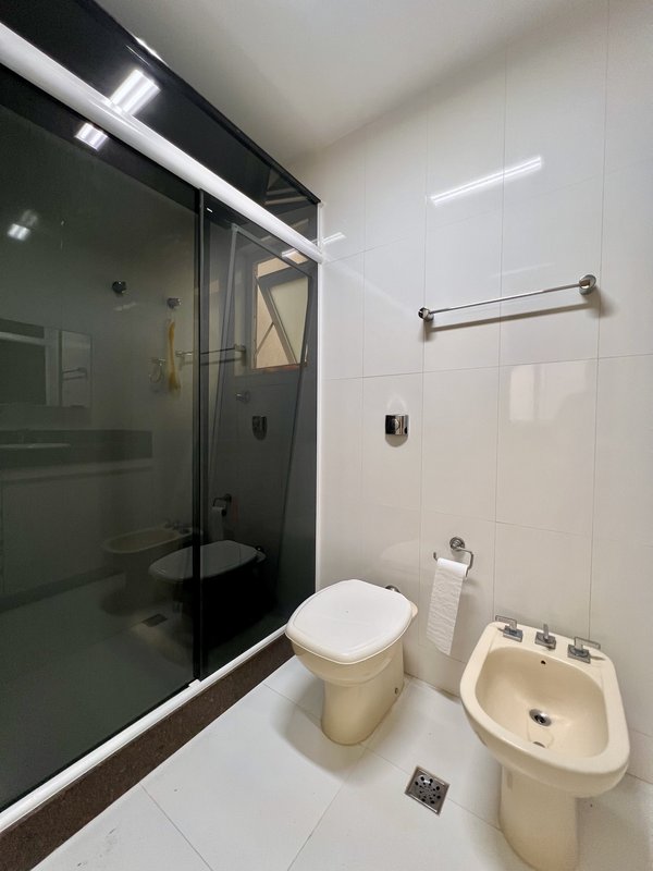 Apartamento 3 su&iacute;tes com vista mar no Jardim Oce&acirc;nico  Rio de Janeiro - 