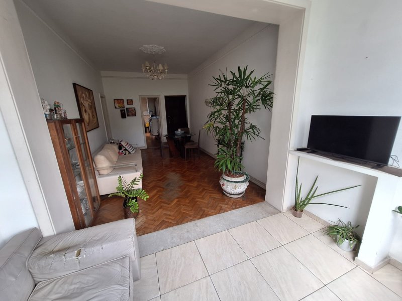 APARTAMENTO NASCENTE TOTAL 3 QUARTOS 2 SUÍTES  VARANDA GARAGEM À VENDA NA BARRA! Rua Lord Cochrane Salvador - 