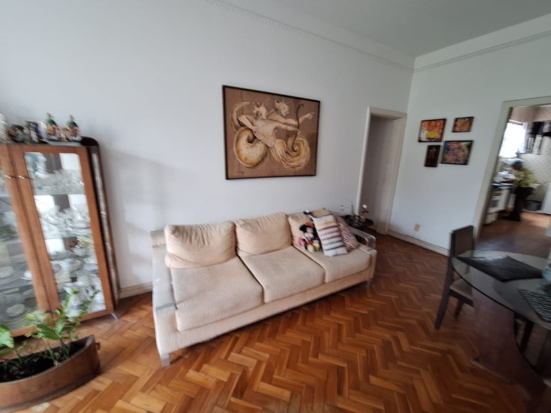 APARTAMENTO NASCENTE TOTAL 3 QUARTOS 2 SUÍTES  VARANDA GARAGEM À VENDA NA BARRA! Rua Lord Cochrane Salvador - 