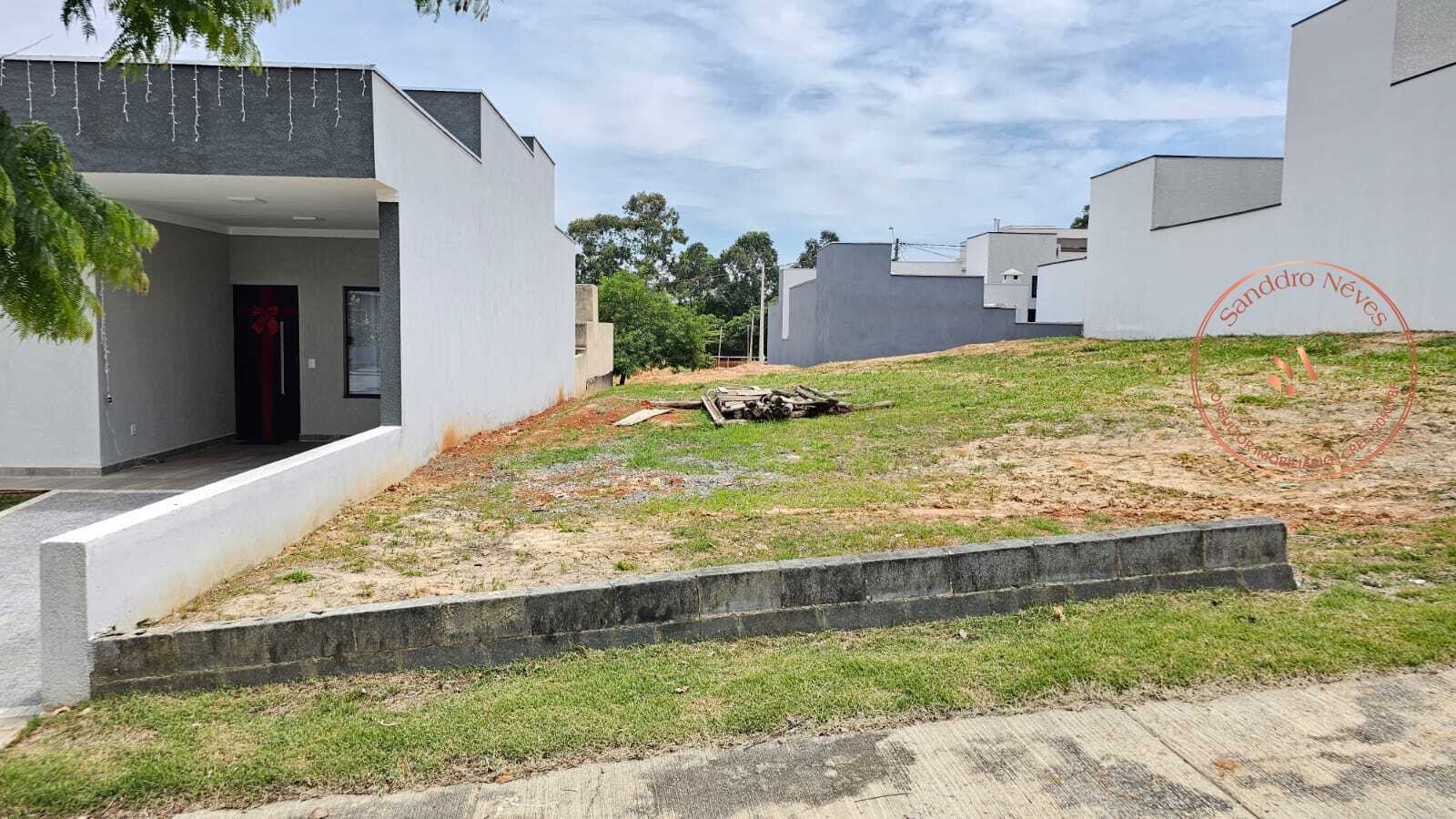 Terreno &agrave; Venda, 154m, R$ 195.000 - Condom&iacute;nio Villaggio Ipanema 1 - Sorocaba - SP Avenida José Santos Almeida Sorocaba - 