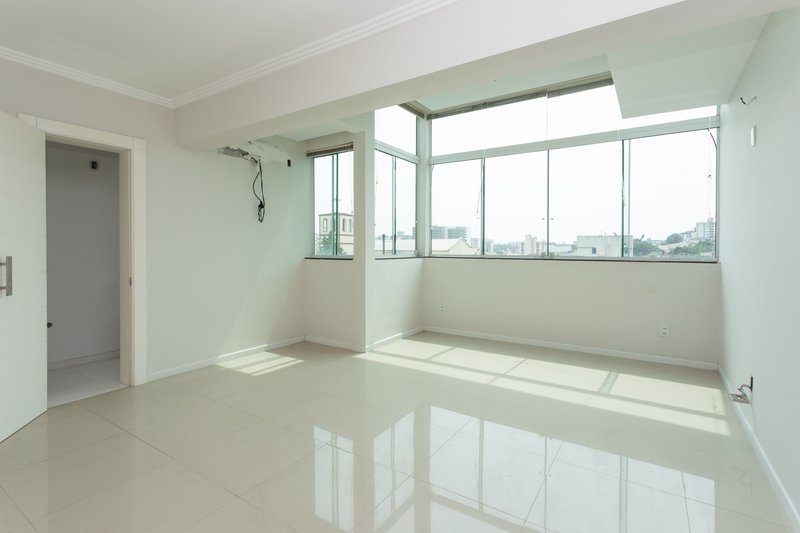 R$ 760.000 - COBERTURA DUPLEX - 157M2 - 2 DORM - SU&Iacute;TE - TERRA&Ccedil;O - 2 VAGAS Rua Domingos Rubbo Porto Alegre - 