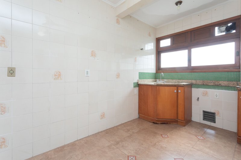 R$ 760.000 - COBERTURA DUPLEX - 157M2 - 2 DORM - SU&Iacute;TE - TERRA&Ccedil;O - 2 VAGAS Rua Domingos Rubbo Porto Alegre - 