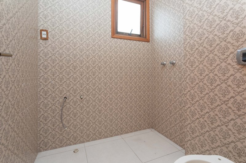 R$ 760.000 - COBERTURA DUPLEX - 157M2 - 2 DORM - SU&Iacute;TE - TERRA&Ccedil;O - 2 VAGAS Rua Domingos Rubbo Porto Alegre - 