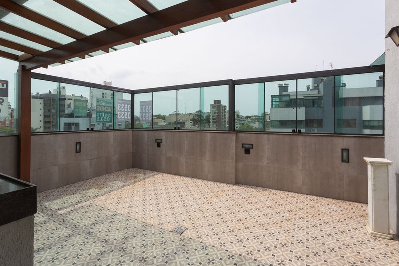 R$ 760.000 - COBERTURA DUPLEX - 157M2 - 2 DORM - SU&Iacute;TE - TERRA&Ccedil;O - 2 VAGAS Rua Domingos Rubbo Porto Alegre - 