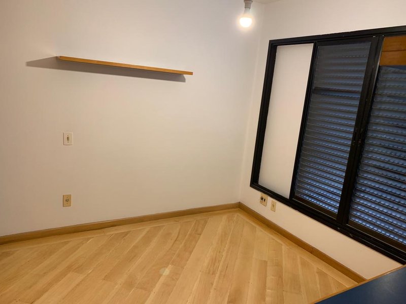 ALUGO LINDO APARTAMENTO &ndash; 130M2 &ndash; 3 QUARTOS &ndash; 2 VAGAS &ndash; ANDAR ALTO Rua Doutor José Áureo Bustamante São Paulo - 