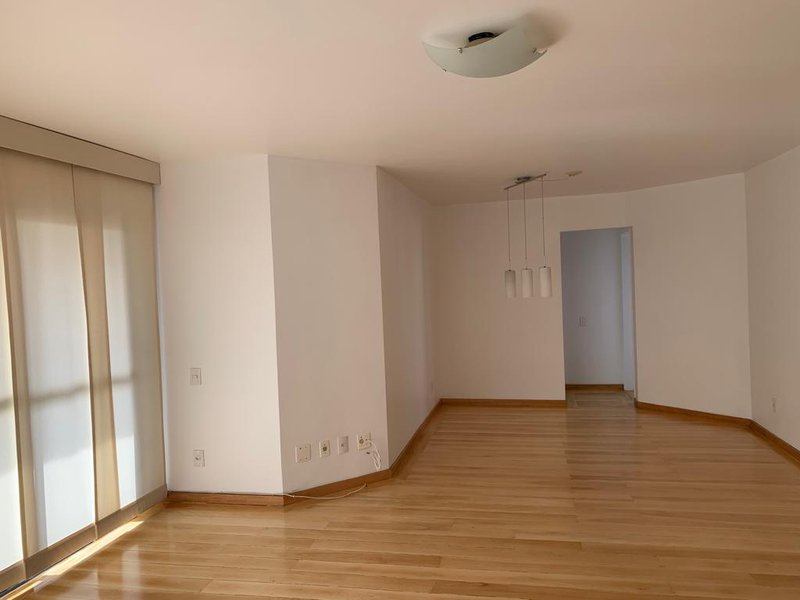 ALUGO LINDO APARTAMENTO &ndash; 130M2 &ndash; 3 QUARTOS &ndash; 2 VAGAS &ndash; ANDAR ALTO Rua Doutor José Áureo Bustamante São Paulo - 