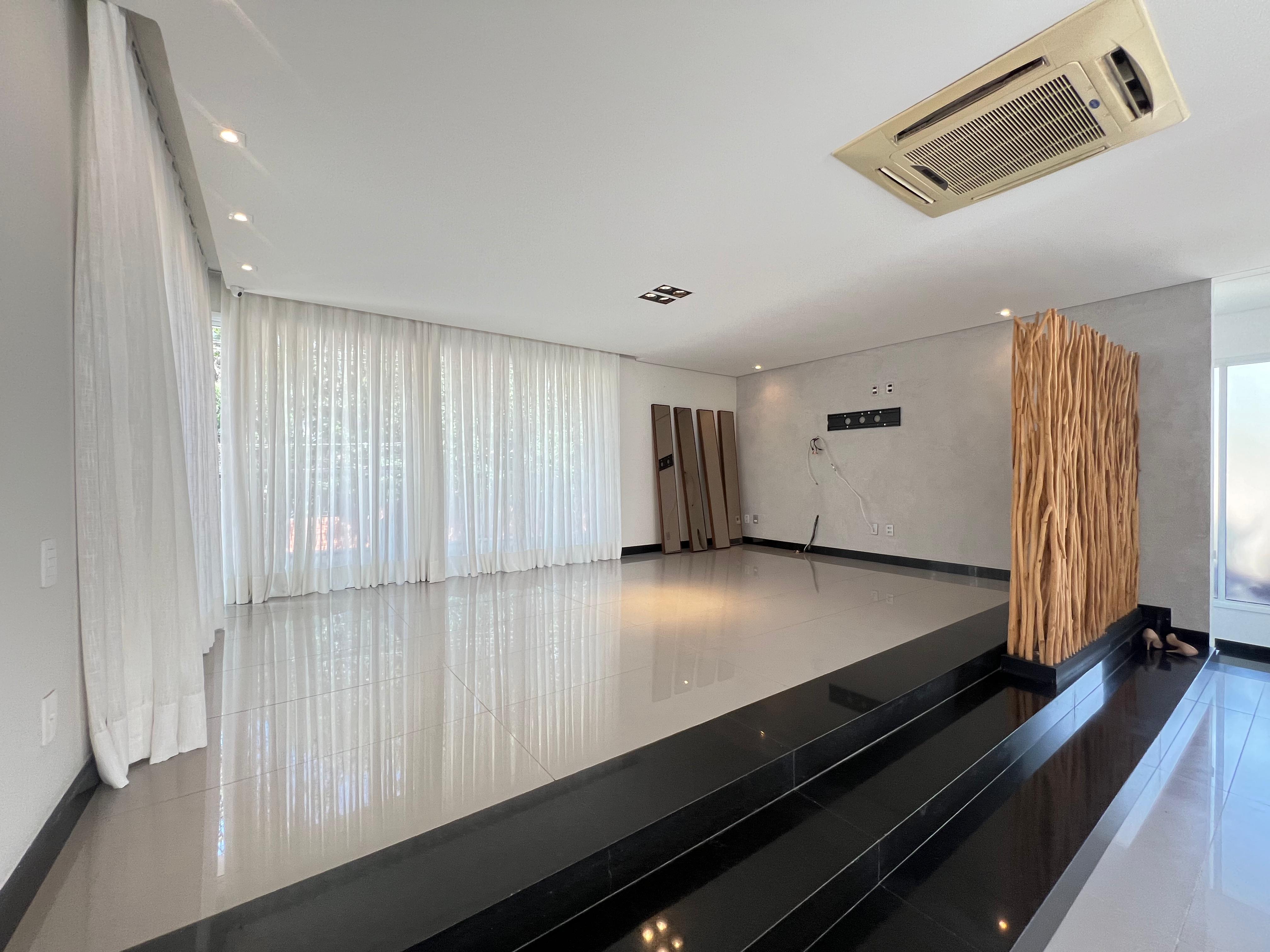 Casa com 4 dormit&oacute;rios,418 m&sup2; - Condom&iacute;nio Belvedere II - Votorantim - SP Residencial Belvedere II Votorantim - 