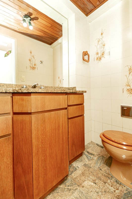 R$ 720.000 - COBERTURA DUPLEX - 124M2 - 1 DORM - SU&Iacute;TE - TERRA&Ccedil;O - 1 VAGA Rua General João Telles Porto Alegre - 