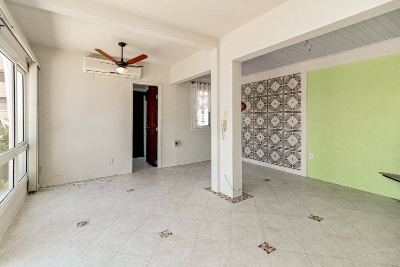 R$ 720.000 - COBERTURA DUPLEX - 124M2 - 1 DORM - SU&Iacute;TE - TERRA&Ccedil;O - 1 VAGA Rua General João Telles Porto Alegre - 