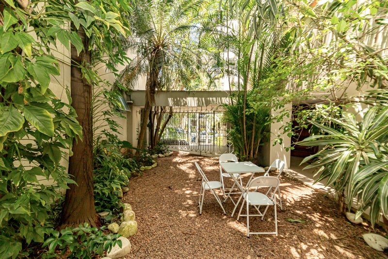 R$ 720.000 - COBERTURA DUPLEX - 124M2 - 1 DORM - SU&Iacute;TE - TERRA&Ccedil;O - 1 VAGA Rua General João Telles Porto Alegre - 