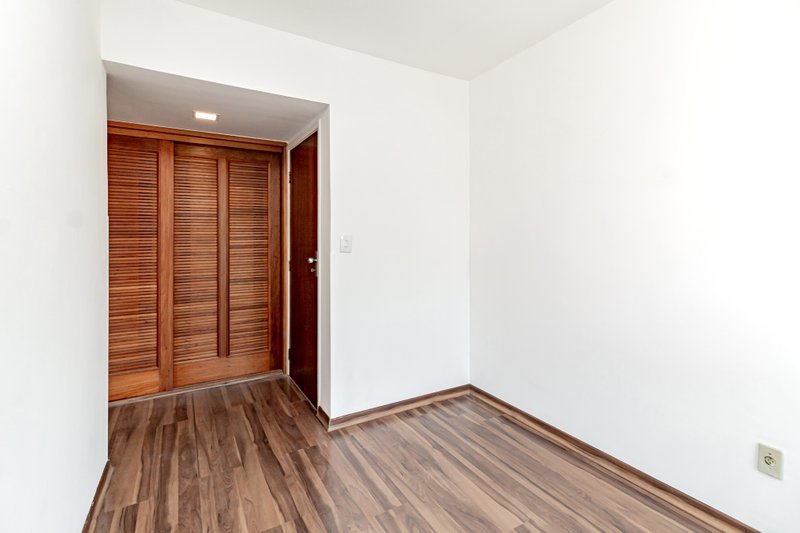 R$ 720.000 - COBERTURA DUPLEX - 124M2 - 1 DORM - SU&Iacute;TE - TERRA&Ccedil;O - 1 VAGA Rua General João Telles Porto Alegre - 