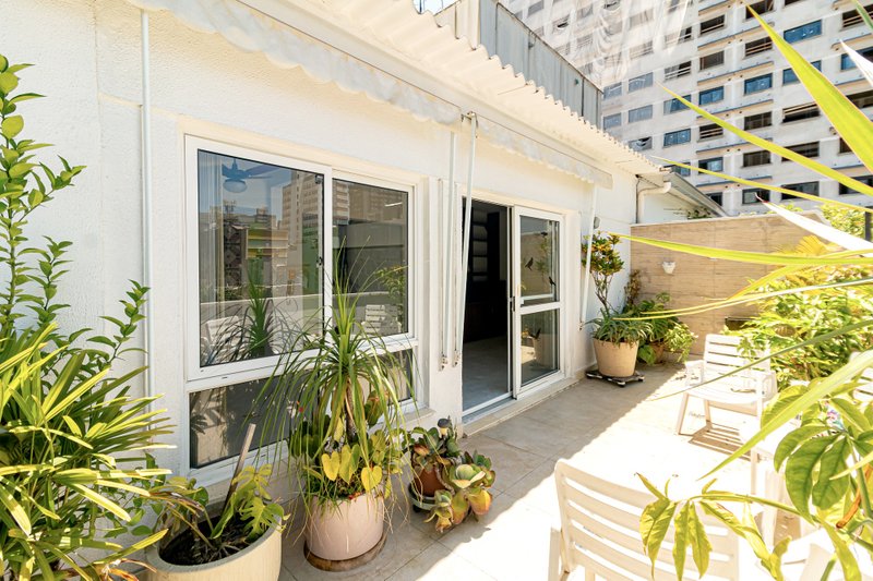 R$ 720.000 - COBERTURA DUPLEX - 124M2 - 1 DORM - SU&Iacute;TE - TERRA&Ccedil;O - 1 VAGA Rua General João Telles Porto Alegre - 