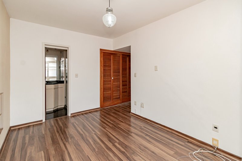 R$ 720.000 - COBERTURA DUPLEX - 124M2 - 1 DORM - SU&Iacute;TE - TERRA&Ccedil;O - 1 VAGA Rua General João Telles Porto Alegre - 