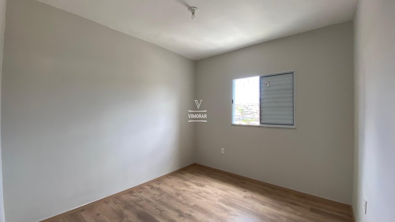 Sobrado 2 dormit&oacute;rios + 2 vagas de garagem  Itaquaquecetuba - 