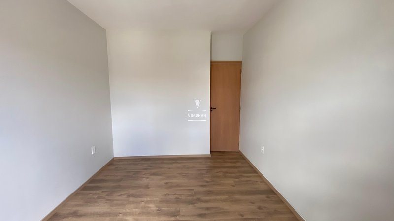 Sobrado 2 dormit&oacute;rios + 2 vagas de garagem  Itaquaquecetuba - 