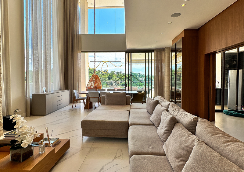 Resid&ecirc;ncia de Luxo Alto Padr&atilde;o  Barueri - 