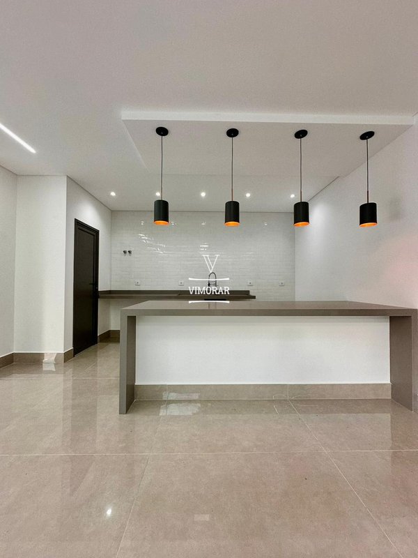 Sobrado 4 su&iacute;tes + &aacute;rea gourmet com piscina  Arujá - 