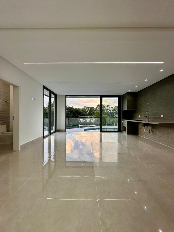 Sobrado 4 su&iacute;tes + &aacute;rea gourmet com piscina  Arujá - 