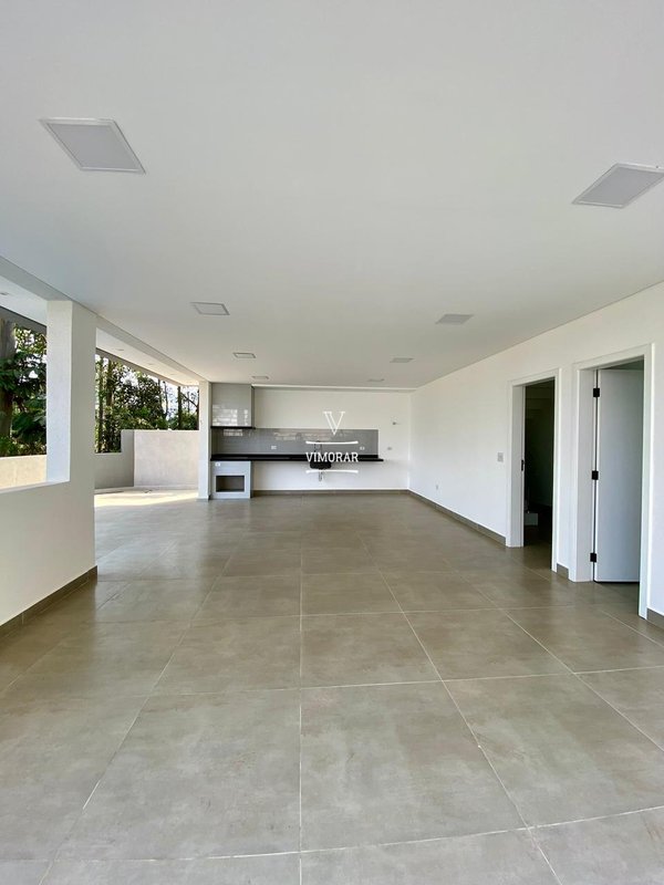 Sobrado 4 su&iacute;tes + &aacute;rea gourmet com piscina  Arujá - 