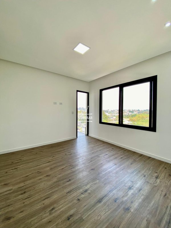 Sobrado 4 su&iacute;tes + &aacute;rea gourmet com piscina  Arujá - 