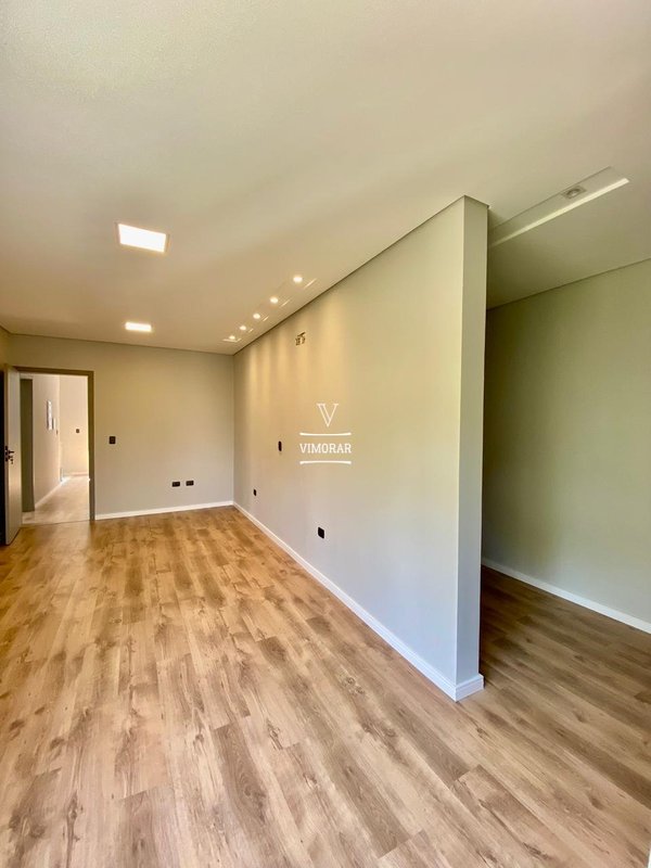 Sobrado 4 su&iacute;tes + 4 vagas de garagem  Arujá - 