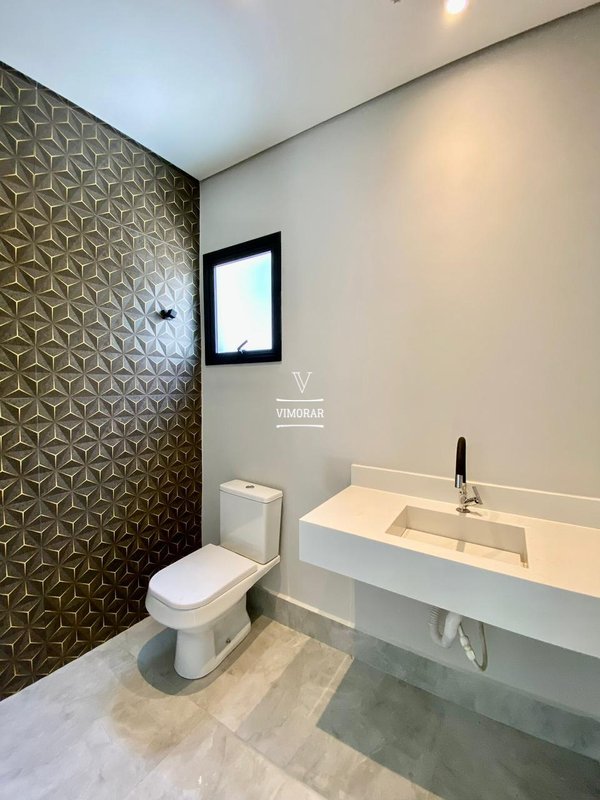 Sobrado 4 su&iacute;tes + 4 vagas de garagem  Arujá - 