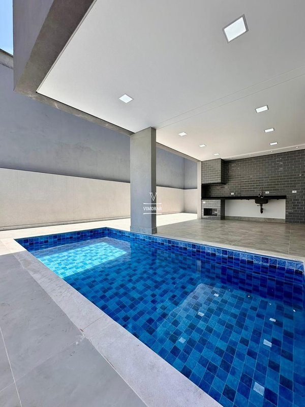 Sobrado 4 su&iacute;tes + 4 vagas de garagem  Arujá - 