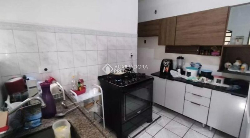 CASA TÉRREA - AV. LAURO GOMES - SANTO ANDRÉ Avenida Lauro Gomes Santo André - 