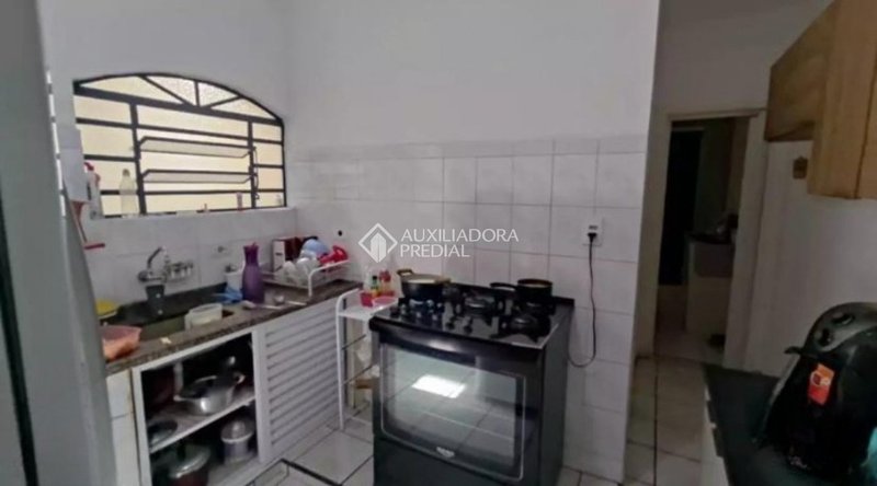 CASA TÉRREA - AV. LAURO GOMES - SANTO ANDRÉ Avenida Lauro Gomes Santo André - 