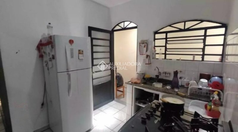 CASA TÉRREA - AV. LAURO GOMES - SANTO ANDRÉ Avenida Lauro Gomes Santo André - 