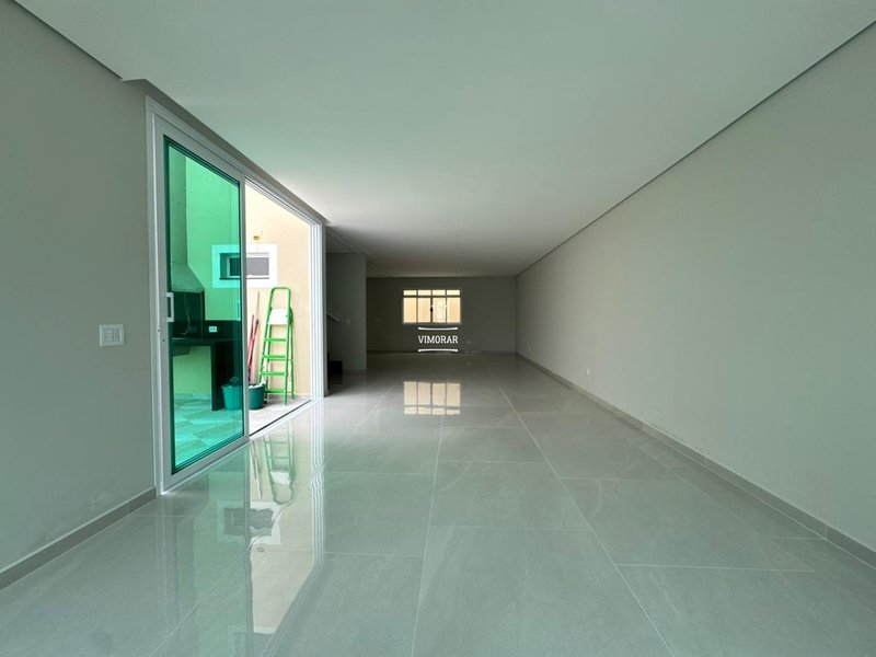 Sobrado 3 su&iacute;tes + &aacute;rea gourmet com piscina  Guarulhos - 