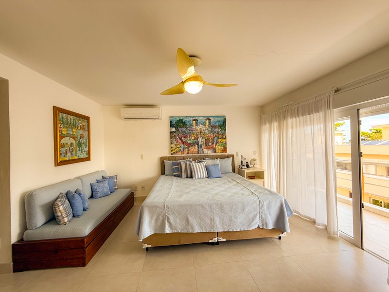 Exclusividade Frente ao Mar: Casa com 5 suites, piscina e Servi&ccedil;o de Praia - LOCA&Ccedil;&Atilde;O  São Sebastião - 