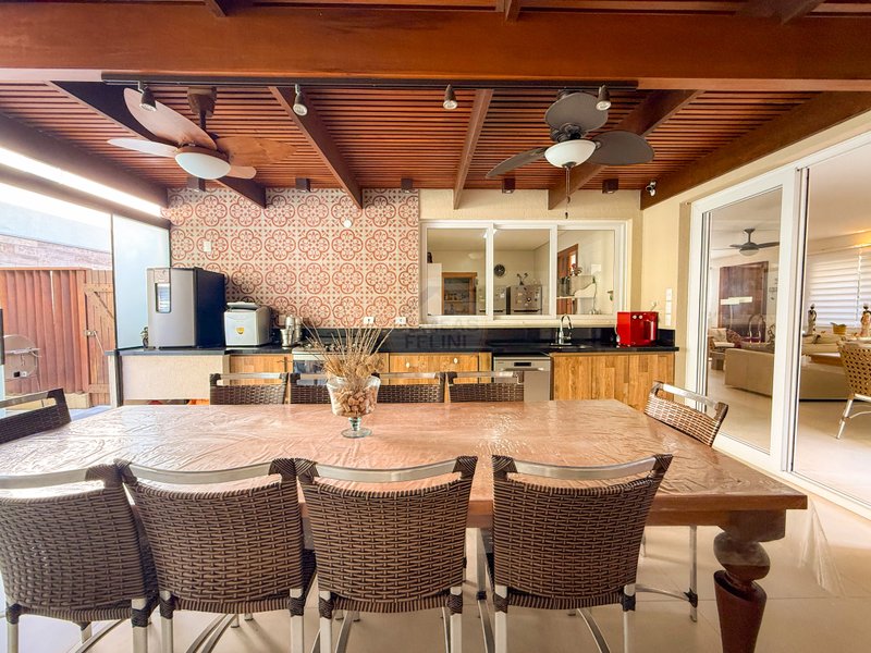 Exclusividade Frente ao Mar: Casa com 5 suites, piscina e Servi&ccedil;o de Praia - LOCA&Ccedil;&Atilde;O  São Sebastião - 