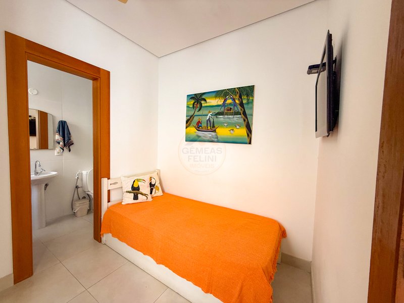 Exclusividade Frente ao Mar: Casa com 5 suites, piscina e Servi&ccedil;o de Praia - LOCA&Ccedil;&Atilde;O  São Sebastião - 