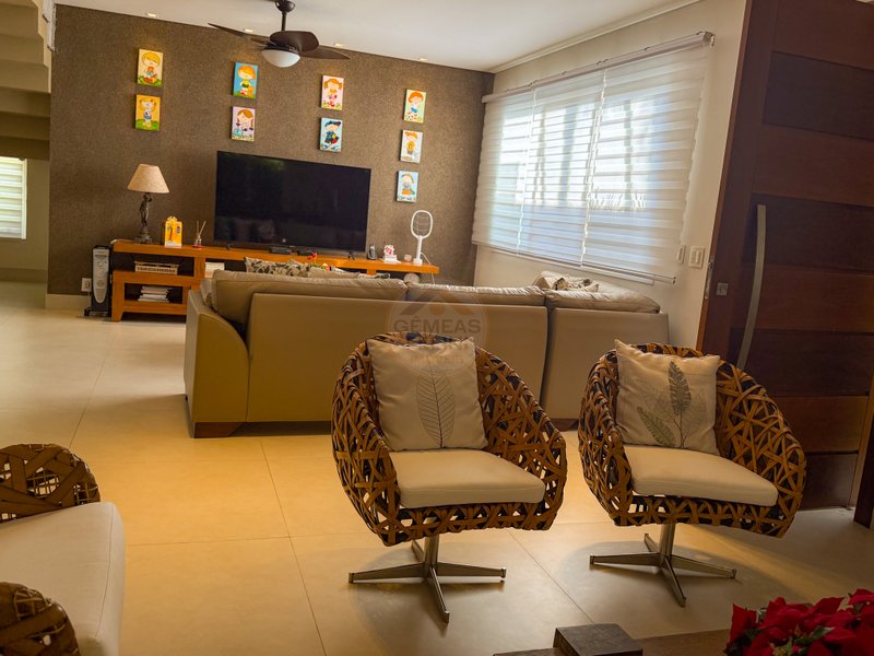 Exclusividade Frente ao Mar: Casa com 5 suites, piscina e Servi&ccedil;o de Praia - LOCA&Ccedil;&Atilde;O  São Sebastião - 