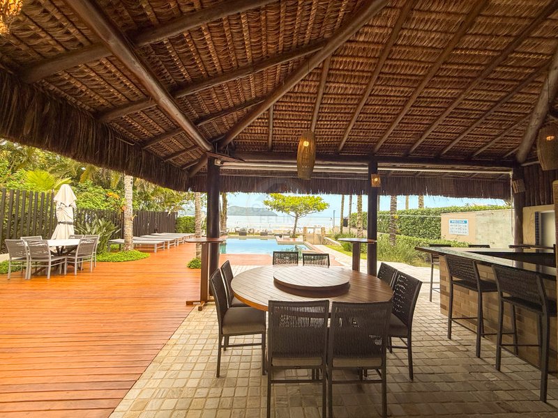 Frente ao Mar: Casa alto padr&atilde;o com Piscina, Sauna e &Aacute;rea Gourmet - VENDA  São Sebastião - 