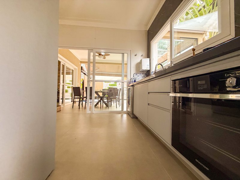 Frente ao Mar: Casa alto padr&atilde;o com Piscina, Sauna e &Aacute;rea Gourmet - VENDA  São Sebastião - 