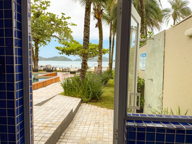 Frente ao Mar: Casa alto padr&atilde;o com Piscina, Sauna e &Aacute;rea Gourmet - VENDA  São Sebastião - 