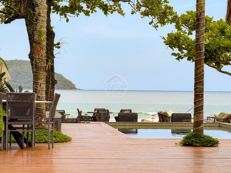 Frente ao Mar: Casa alto padr&atilde;o com Piscina, Sauna e &Aacute;rea Gourmet - VENDA  São Sebastião - 