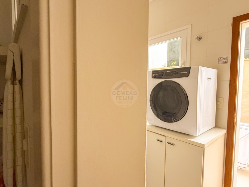 Frente ao Mar: Casa alto padr&atilde;o com Piscina, Sauna e &Aacute;rea Gourmet - VENDA  São Sebastião - 