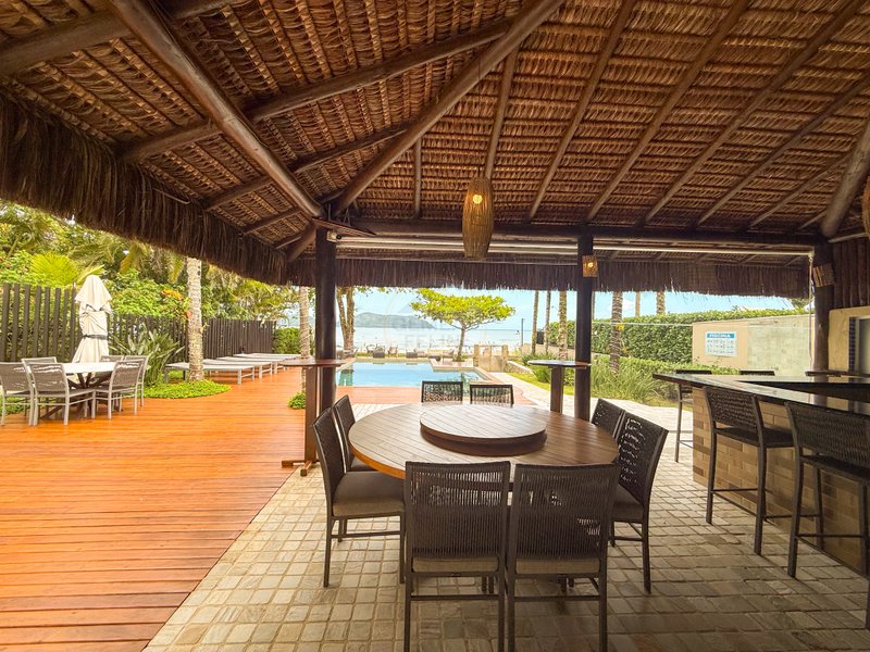 Frente ao Mar: Casa alto padr&atilde;o com Piscina, Sauna e &Aacute;rea Gourmet - VENDA  São Sebastião - 