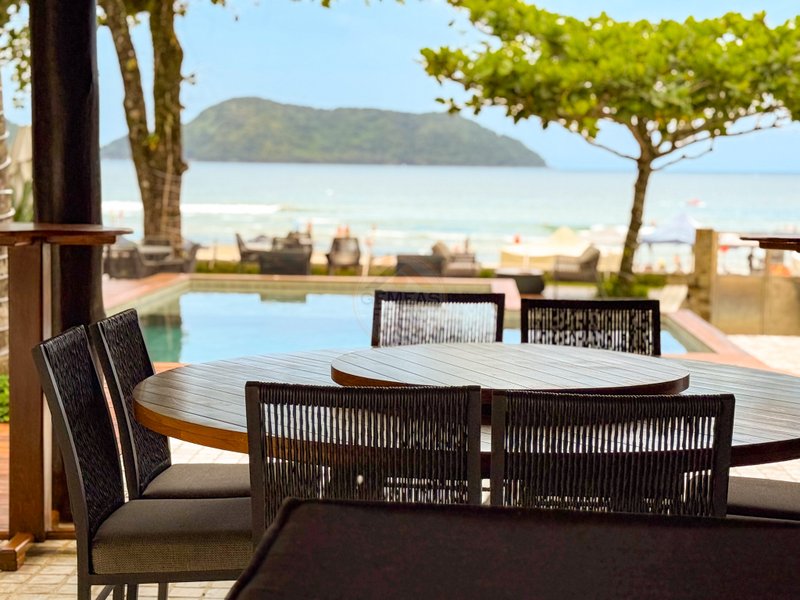 Frente ao Mar: Casa alto padr&atilde;o com Piscina, Sauna e &Aacute;rea Gourmet - VENDA  São Sebastião - 