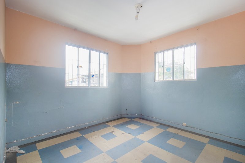 ALUGA-SE GALP&Atilde;O/DEP&Oacute;SITO/ARMAZ&Eacute;M COM 3 QUARTOS E 2 BANHEIROS 180 M&sup2; Rua Américo Brasiliense São Paulo - 