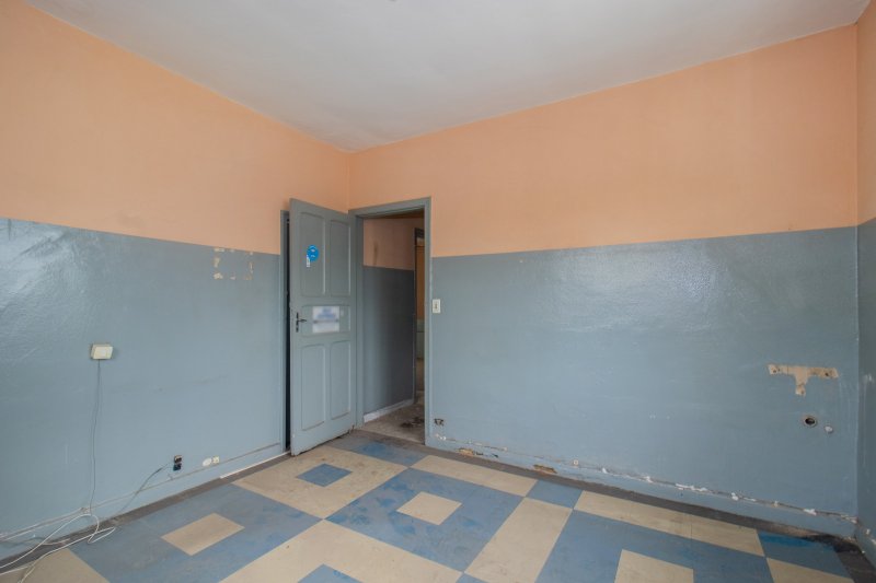 ALUGA-SE GALP&Atilde;O/DEP&Oacute;SITO/ARMAZ&Eacute;M COM 3 QUARTOS E 2 BANHEIROS 180 M&sup2; Rua Américo Brasiliense São Paulo - 