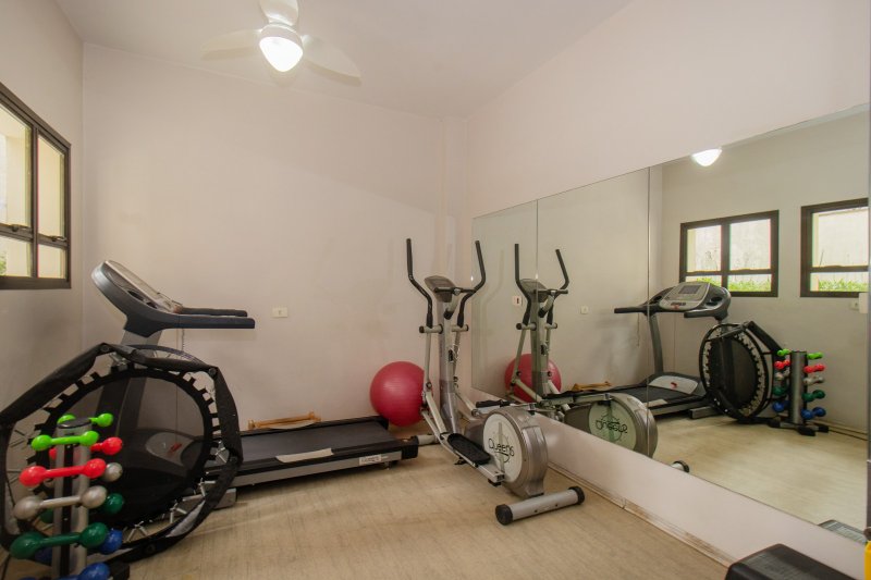 ALUGA-SE LINDO APARTAMENTO - 4 QUARTOS &ndash; 3 VAGAS - 250 M&sup2; Rua Otávio Tarquínio de Sousa São Paulo - 